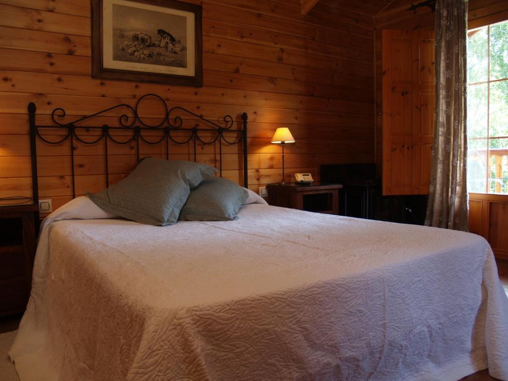 Hotel Rural Albamanjon 3*